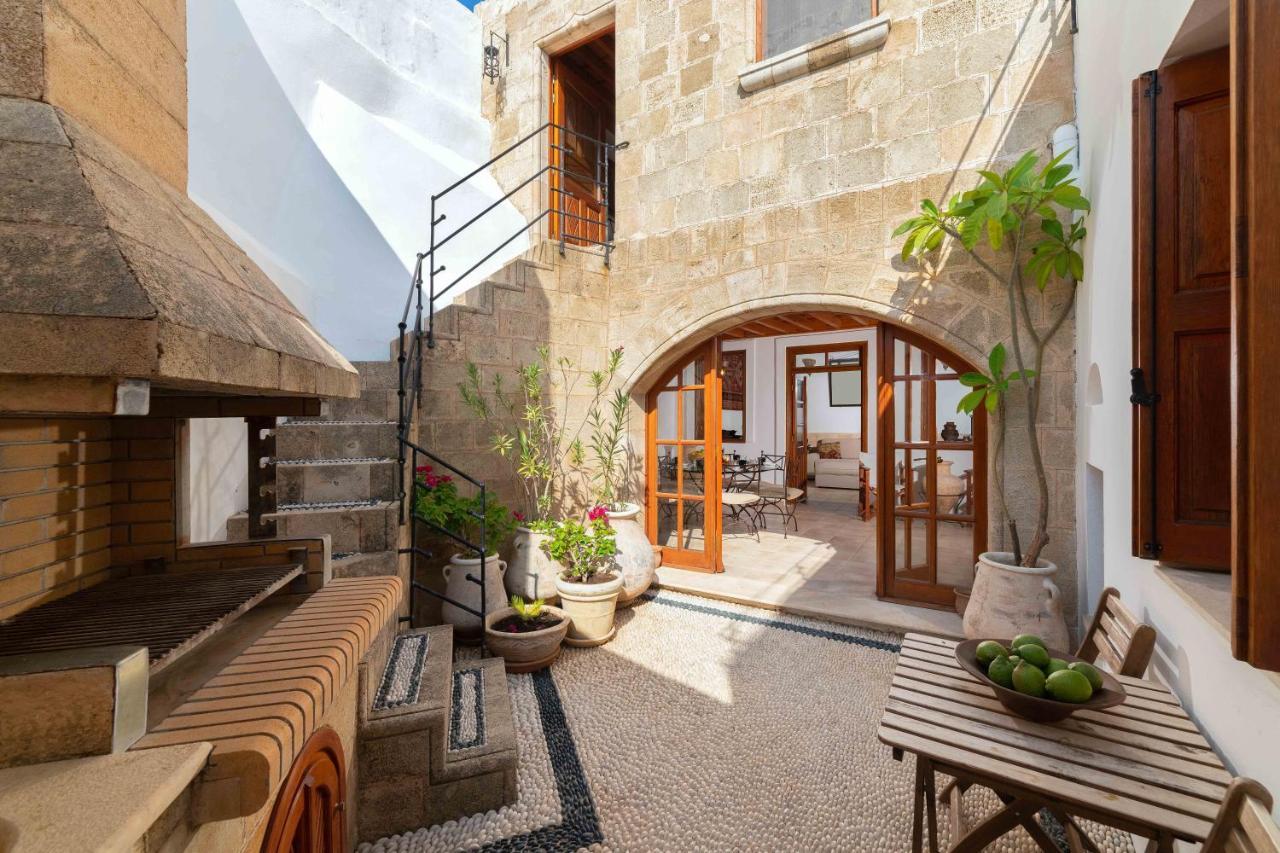 Villa Valasia Lindos With Acropolis View Eksteriør billede